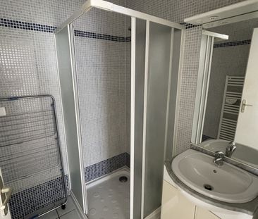 LA ROCHE-SUR-YON APPARTEMENT T2 MEUBLÉ A LOUER - Photo 6