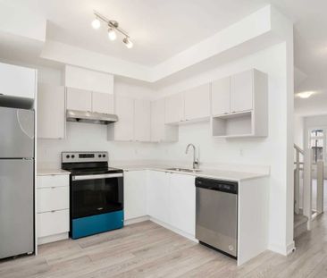 For Lease - 3079 Cherry Blossom Cmn N/A, Burlington, Ontario - Photo 2