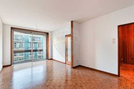 Apartamento T4 em Porto - Photo 2