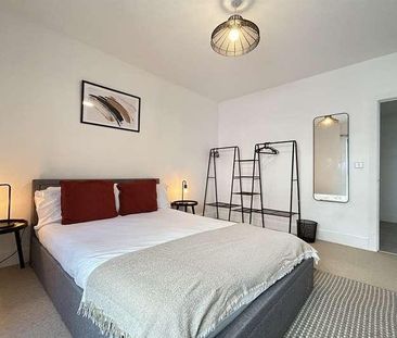 Skyline Plaza, Town Centre, RG21 - Photo 5