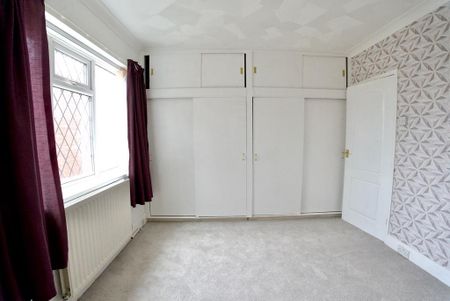 4 bedroom flat to rent - Photo 4