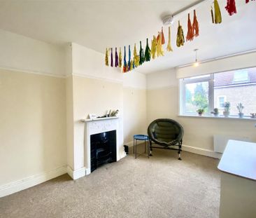 First Floor Flat, Coldharbour Road, Bristol, BS6 7NA - Photo 5