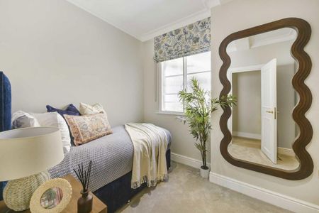 3 bedroom flat to rent - Photo 3