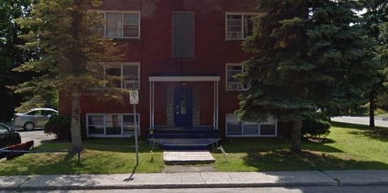 25 Rue Pharand (Hull) Beau Appartement Prés De Tout - Photo 3