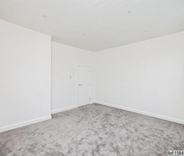 2 bedroom maisonette to rent - Photo 5