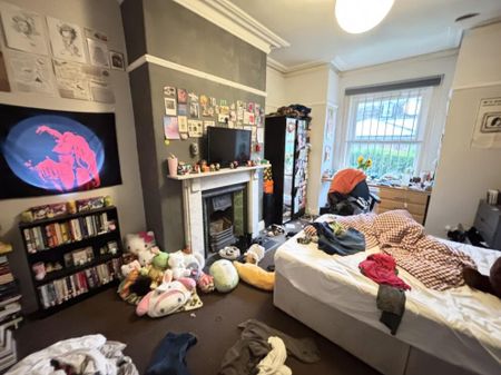 8 Bennett Road, Leeds, LS6 3HN - Photo 4