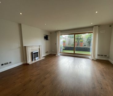 Apartment 19, Merrion Hall - Photo 2