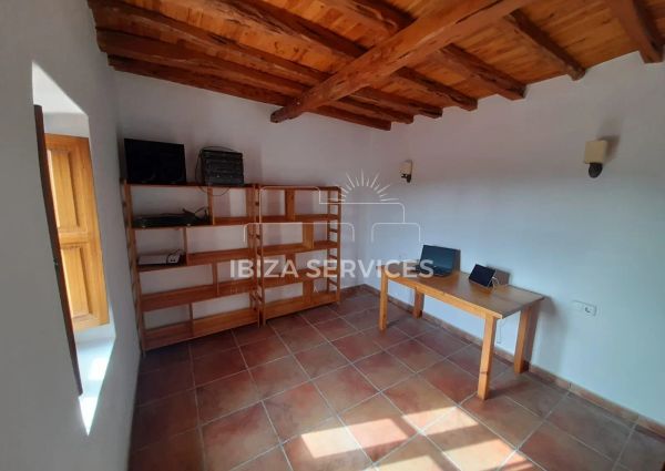 Traditional finca for annual rental in Santa Gertrudis
