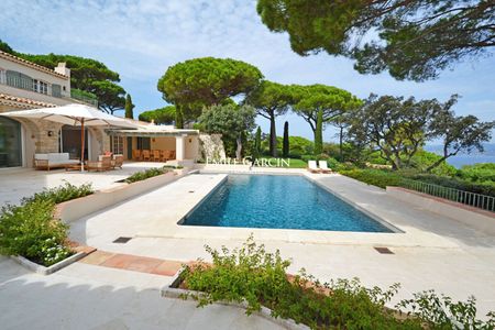 Villa rénovée à la location - Saint -Tropez - Domaine des Parcs / Vue mer - Photo 2