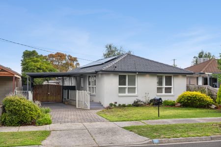 Beautifully Renovated Home with Exceptional Entertaining Spaces - Photo 2