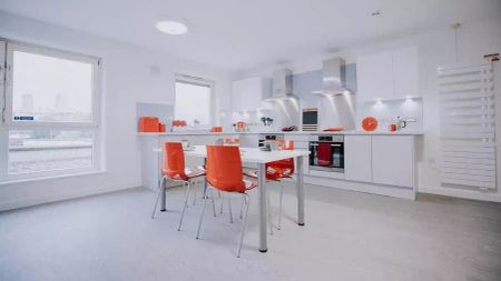 Double Ensuite - Photo 3