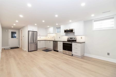 For Lease - 53 Alliston Road, Vaughan, Ontario - Photo 2