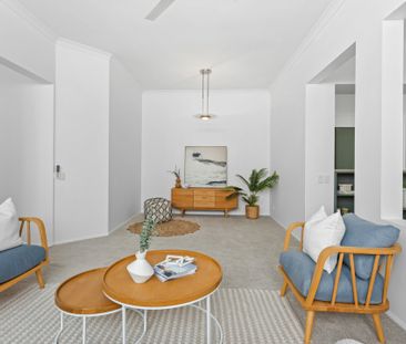 3 Avellino, Varsity Lakes QLD 4227 - House For Rent | Domain - Photo 2