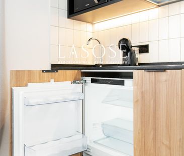 21m² Studio to rent in El Poblenou, Barcelona - Photo 2