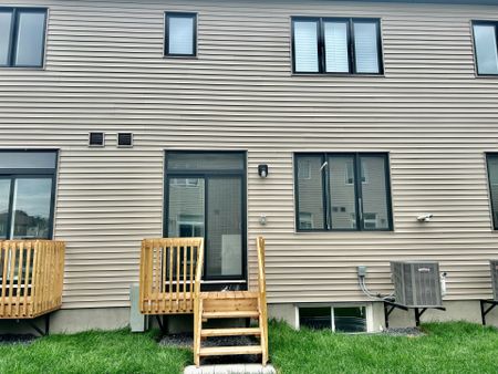 For Lease - 193 Shallow Pond Place, Orleans - Cumberland and Area, Ontario - Photo 5
