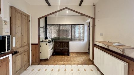 3 bedroom detached bungalow to rent - Photo 4