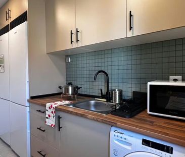 Calle de Pradales, Madrid, Community of Madrid 28047 - Foto 6