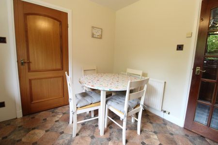 4 bedroom bungalow to rent - Photo 3