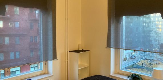 Tingstorget, Norsborg - Photo 2