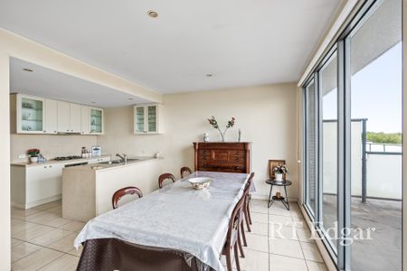 Thinking of selling? Contact our agent - Photo 2