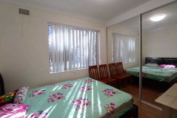 PERFECT 3 BEDROOM UNIT FOR RENT!!!!!!!! - Photo 1