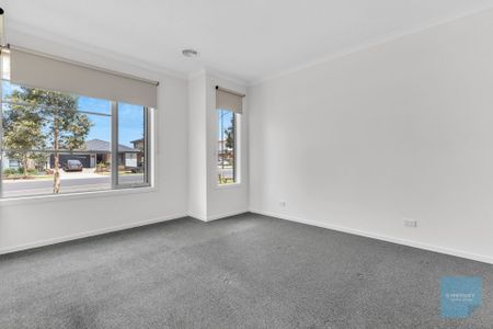 FOUR BEDROOM HOME - Photo 4