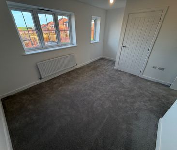 CORNMILL DRIVE, SOMERCOTES - Photo 2