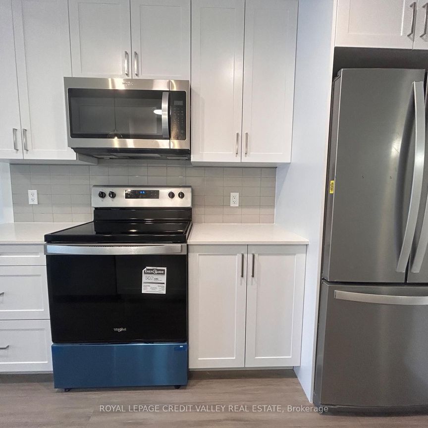 For Lease - 121 Mary Street Unit# 201, Clearview, Ontario - Photo 1