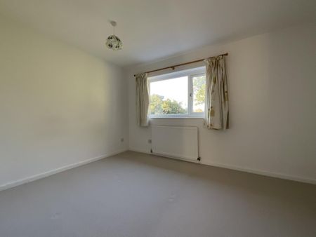 2 bedroom semi-detached house to rent - Photo 3