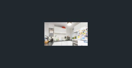 Discover "Stromness on St Leonards Avenue": Perfectly Nestled Between River and Ocean - Photo 4