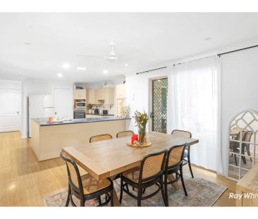 Spacious Family Home in Prime Taranganba Location - Photo 6