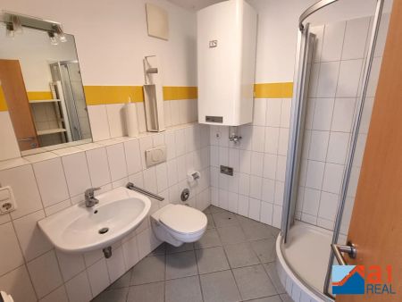 Top Gelegenheit: Wohnung mit Terrasse und Parkplatz Nähe Johannes Kepler Universität! - Foto 5