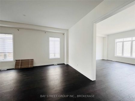 For Lease - 83 Muirfield Drive, Barrie, Ontario - Photo 3
