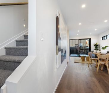 5/2 Firebrick Way Hobsonville - Brand New Coastal Living at Limebur... - Photo 1