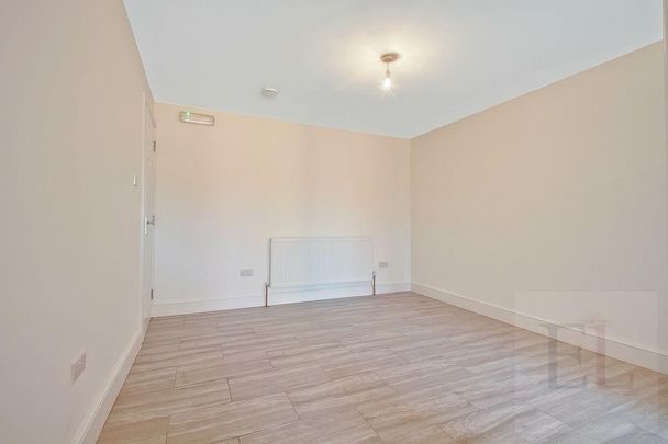 3 bedroom apartment to rent - Photo 1