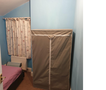 1 bedroom in a house share to rent - Photo 1