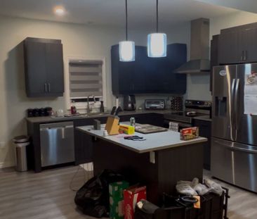 For Lease - 227 Byers Street, London South, Ontario - Photo 4