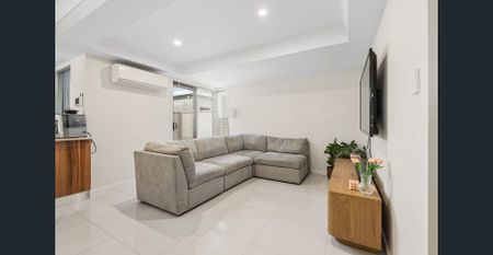 MODERN GROUND FLOOR APARTMENT IN A CONVENIENT RIVERVALE LOCATION - Photo 2