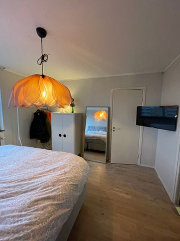 Henriksdalsringen, Nacka - Photo 3