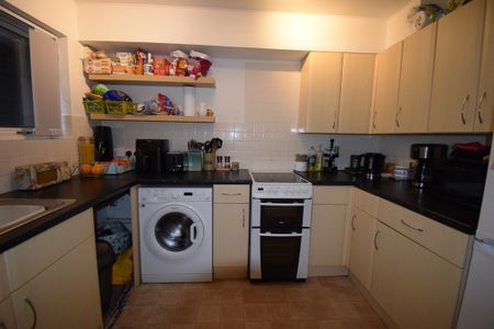 2 bed apartment to rent in Cairns Court, Norwich, Norwich - Photo 4
