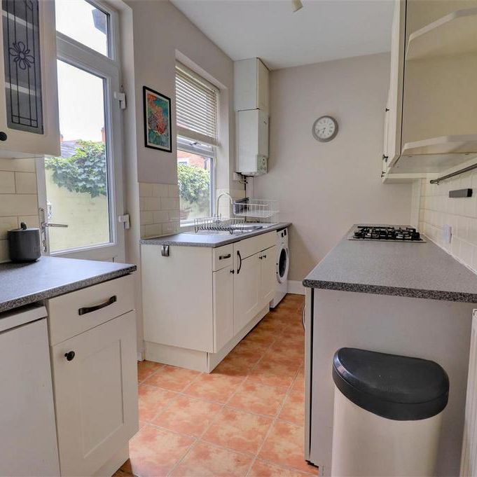 2 bedroom terraced house to rent - Photo 1