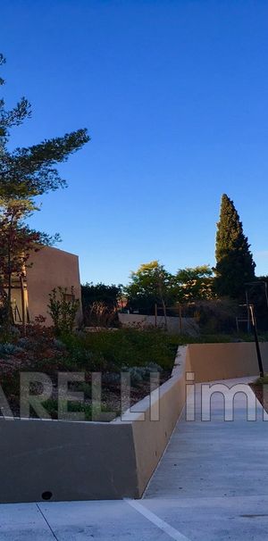 Location Appartement 2 pièces 39m² HYERES 83400 - Photo 1