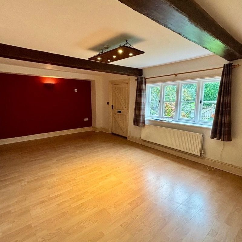 Winsford, Darnhall - Photo 1