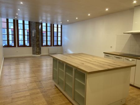 Location Appartement 2 pièces 70m² ANNECY 74000 - Photo 2