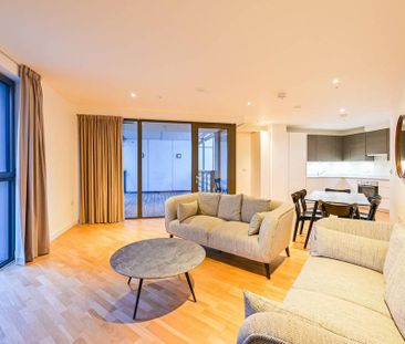 3 bedroom flat to rent - Photo 5