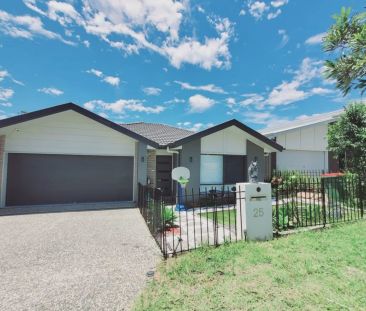 Spacious & Modern 4-Bedroom Family Home. - Photo 5