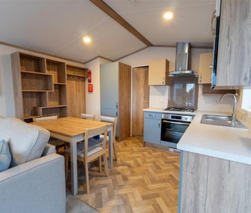 2 bedroom property to rent - Photo 4