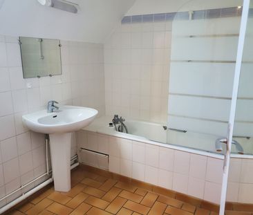 Location Appartement 3 pièces 68m² - Photo 6