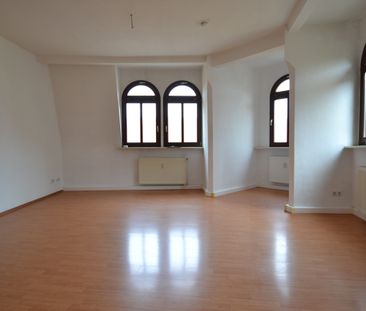 I gemütliche 2-RW im Dachgeschoss I Wannenbad I Laminat I - Photo 1