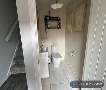 3 bedroom detached house to rent - Photo 6